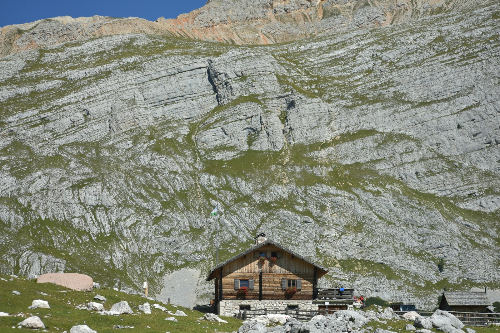 Una baita d’alta quota in Alto Adige, in un’altra malga della regione.